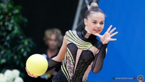 havryliv elizabeta ph simone ferraro sfa07136 copia